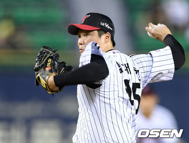 [OSEN=잠실, 이대선 기자] LG 김대현이 역투하고 있다. /sunday@osen.co.kr