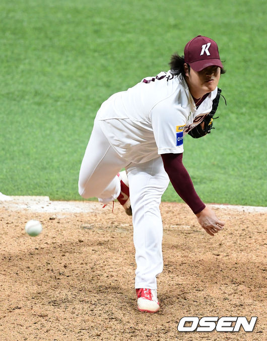 [OSEN=고척, 지형준 기자]6회초 2사 만루에서 키움 조상우가 두산 박세혁을 삼진 처리하고 있다. /jpnews@osen.co.kr