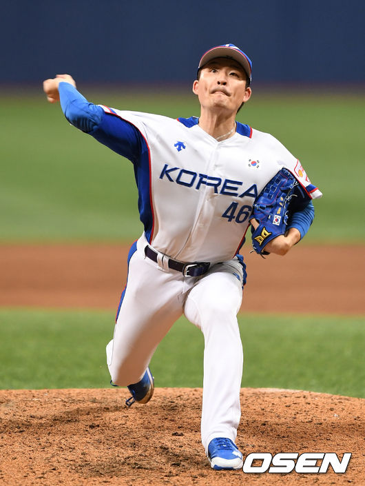 [OSEN=고척, 이대선 기자]6회말 대표팀 원종현이 역투하고 있다. /sunday@osen.co.kr