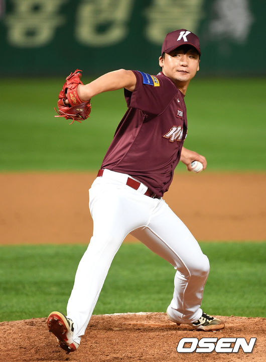 [OSEN=이대선 기자] 키움 오주원이 역투하고 있다. /sunday@osen.co.kr