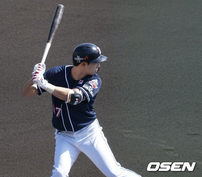 [OSEN=미야자키(일본), 이종서 기자] 박건우/ bellstop@osen.co.kr