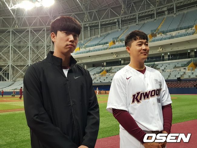 [OSEN=고척돔, 길준영 기자] 키움 히어로즈 차재용(왼쪽), 전병우. /fpdlsl72556@osen.co.kr