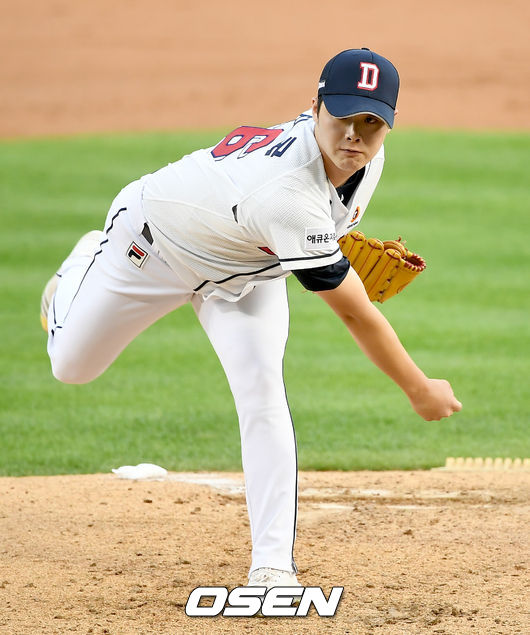 [OSEN=잠실, 김성락 기자] 16일 오후 서울 잠실야구장에서 ‘2020 신한은행 SOL KBO 리그’ 두산 베어스와 SK 와이번스의 경기가 열렸다.2회초 두산 박치국이 마운드에 올라 힘차게 공을 뿌리고 있다 ./ksl0919@osen.co.kr