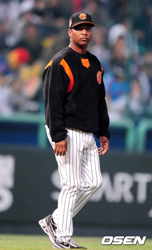 [OSEN=김영민 기자] 080930 롯데 로이스터 감독. / ajyoung@osen.co.kr