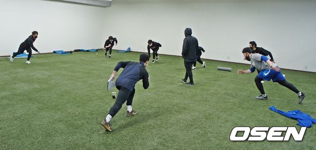 [OSEN=서귀포, 손찬익 기자] 서귀포 동계 트레이닝 캠프에 참가 중인 선수들 /what@osen.co.kr