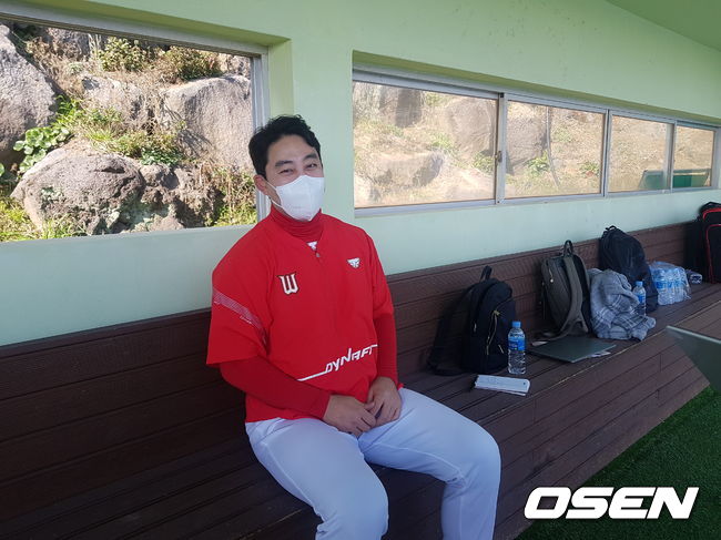 [OSEN=제주, 홍지수 기자] 베테랑 정의윤이 간절한 마음으로 2021시즌을 준비하고 있다.