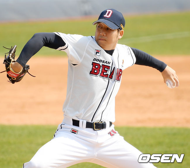 [OSEN=민경훈 기자] 두산 장원준이 힘차게 공을 뿌리고 있다. /rumi@osen.co.kr