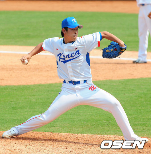 [OSEN=DB] 2008 베이징올림픽에 출전한 윤석민이 역투하고 있다. /photo@osen.co.kr