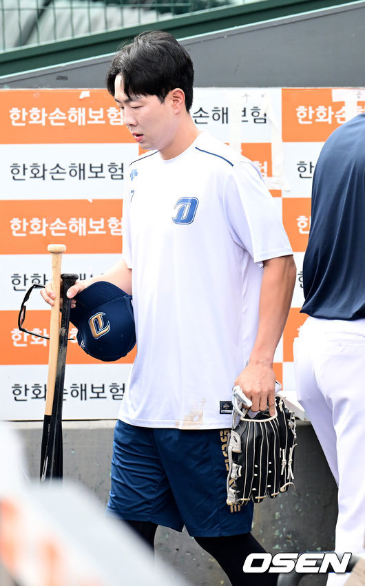 [OSEN=대전, 최규한 기자] 21일 오후 대전 한화생명이글스파크에서 ‘2023 신한은행 SOL KBO리그’ 한화 이글스와 NC 다이노스의 경기가 열린다.NC 박건우가 훈련에 나서고 있다. 2023.07.21 / dreamer@osen.co.kr