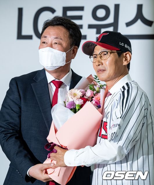 LG 차명석 단장(왼쪽)과 염경엽 감독. / OSEN DB