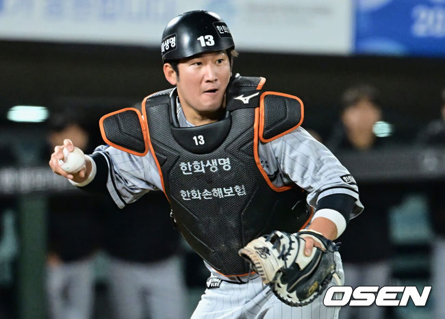 [OSEN=이석우 기자]  한화 최재훈. 2023.04.26 / foto0307@osen.co.kr