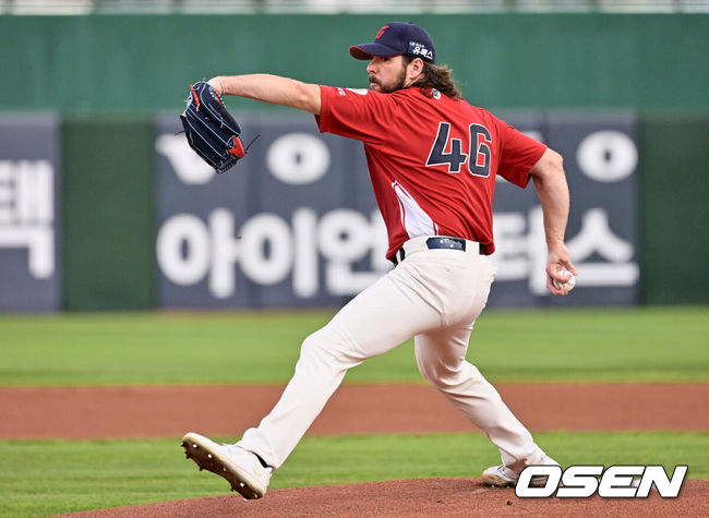 [OSEN=부산, 이석우 기자] 롯데 자이언츠 구드럼, 윌커슨 088 2023.08.11 / foto0307@osen.co.kr