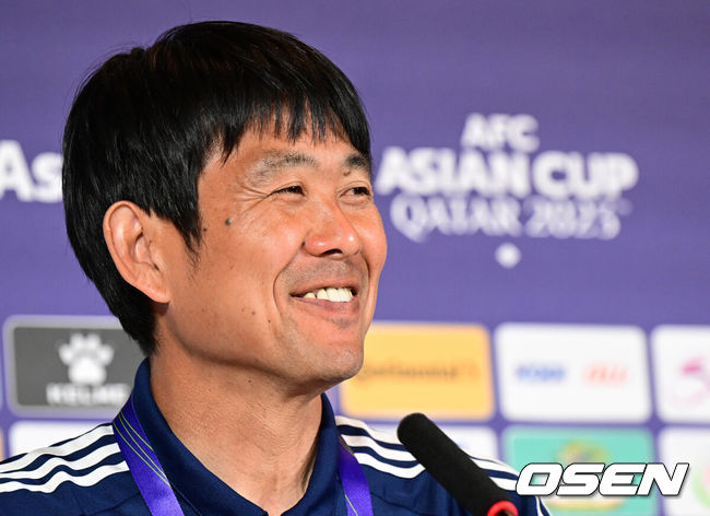 [OSEN=도하(카타르), 지형준 기자] 인도네시아전에서 로테이션을 택한 모리야스 하지메 일본 감독.