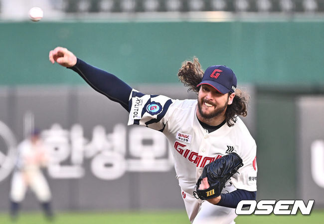 [OSEN=부산, 이석우 기자]롯데 자이언츠 애런 윌커슨  / foto0307@osen.co.kr