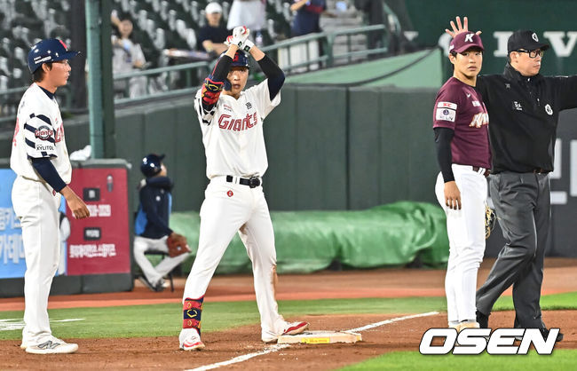 [OSEN=부산, 이석우 기자] 롯데 자이언츠 박승욱 / foto0307@osen.co.kr