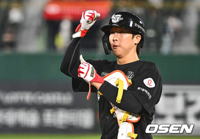 [OSEN=부산, 이석우 기자] 롯데 자이언츠 최항 005 / foto0307@osen.co.kr