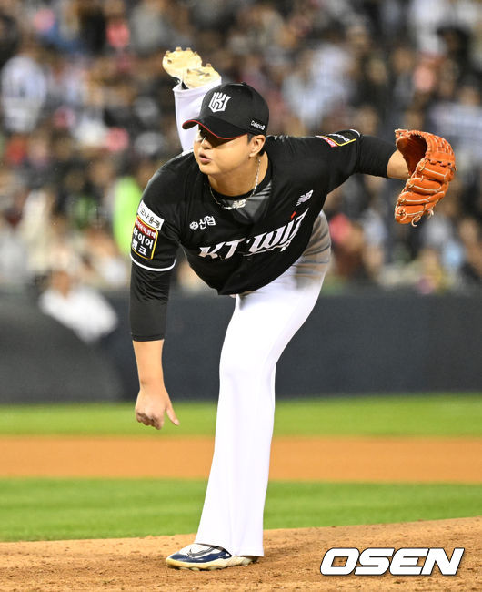 [사진]KT 두 번째 투수 김민::스포탈코리아 [사진]KT 두 번째 투수 김민