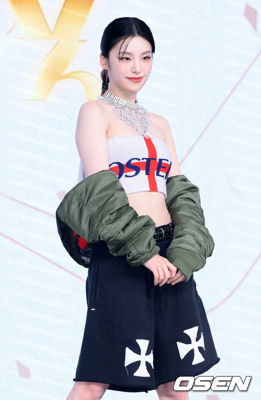 [OSEN=이대선 기자] 15일 오후 콘래드 서울 호텔에서 있지(ITZY) 새 미니 앨범 'GOLD'(골드) 발매 기념 기자간담회가 열렸다.있지의 새 앨범 'GOLD'는 