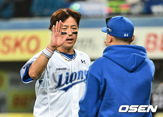 [OSEN=대구, 이석우 기자] 삼성 라이온즈 강민호 009 2024.10.15 / foto0307@osen.co.kr