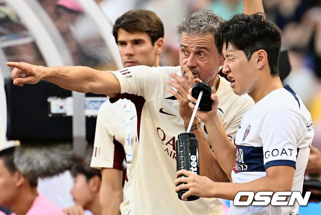 [OSEN=부산, 이석우 기자] 파리 생제르맹 FC(PSG) 루이스 엔리케 감독, 이강인 254 2023.08.03 / foto0307@osen.co.kr