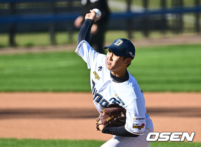 [OSEN=부산, 이석우 기자] 23일 부산 기장-현대차 드림 볼파크에서 2024 울산-KBO Fall League NC 다이노스와 쿠바의 경기가 열렸다. NC는 신영우가 선발 출전하고 쿠바는 유스니엘 파드론이 선발 출전했다. NC 다이노스 선발투수 신영우가 역투하고 있다. 2024.10.23 / foto0307@osen.co.kr