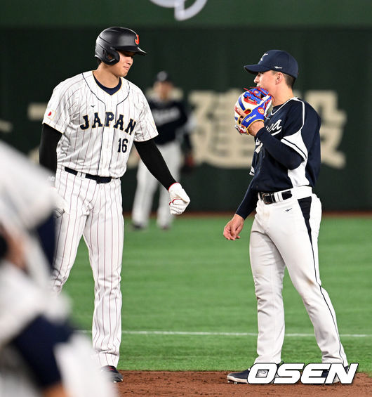 [OSEN=손용호 기자] 2023 WBC 한일전에서 만난 일본 오타니 쇼헤이와 한국 토미 에드먼. 이제는 같은 LA 다저스 팀 동료로 월드시리즈를 함께 뛴다. 2023.03.10 /spjj@osen.co.kr