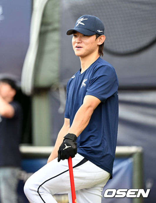 송성문 덕분에 웃음 짓는 김도영