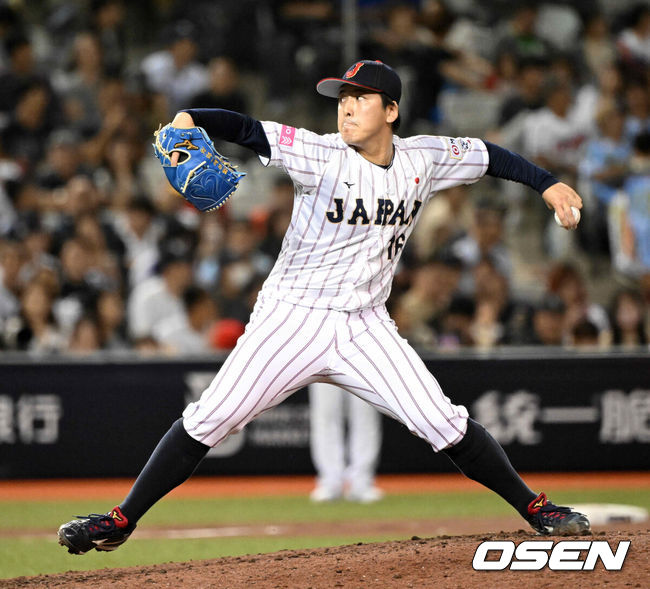 [OSEN=타이베이(대만), 이대선 기자] 15일 오후 대만 타이베이돔에서 세계야구소프트볼연맹(WBSC) 프리미어12 2024 B조 대한민국과 일본의 경기가 열렸다.대한민국은 3차전 선발투수로 최승용, 일본은 다카하시 히로토를 내세웠다.5회초 일본 스미다가 역투하고 있다. 2024.11.15 /sunday@osen.co.kr