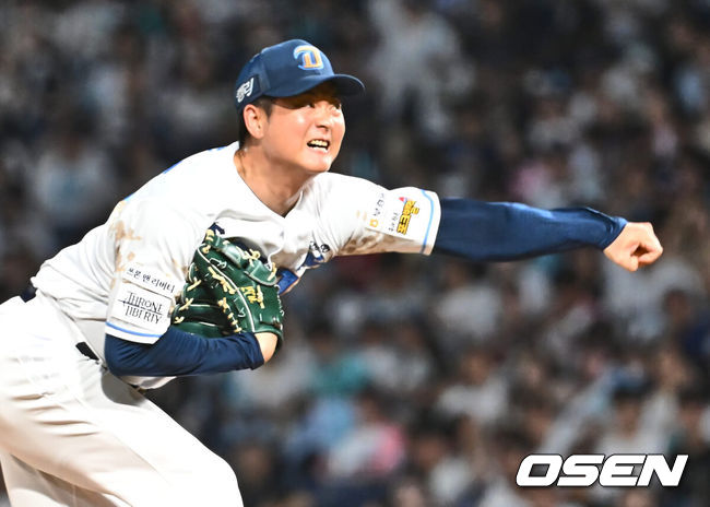 [OSEN=창원, 이석우 기자] 26일 창원NC파크에서 2024 신한 SOL 뱅크 KBO 리그 NC 다이노스와 롯데 자이언츠의 경기가 열렸다. 홈팀 NC는 이재학이 방문팀 롯데는 박세웅이 선발 출전했다. NC 다이노스 임정호가 역투하고 있다. 2024.07.26 / foto0307@osen.co.kr