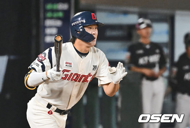[OSEN=부산, 이석우 기자] 롯데 자이언츠 나승엽 046 2024.09.04 / foto0307@osen.co.kr