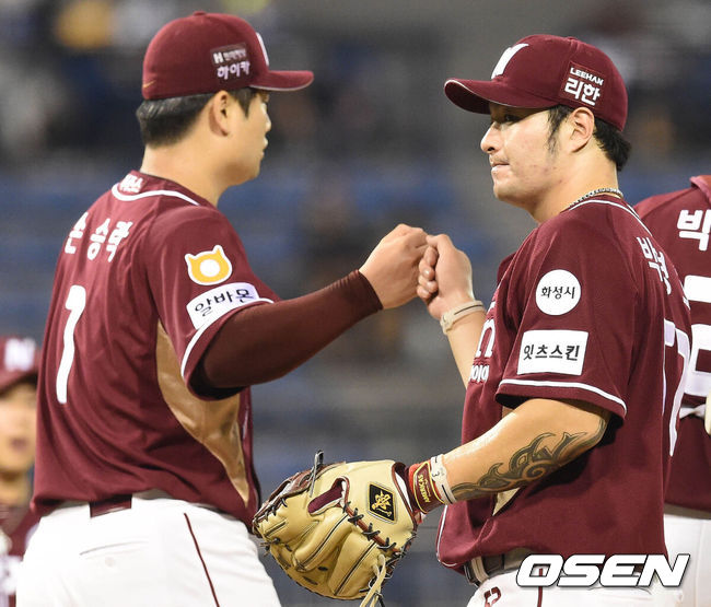 키움 시절 손승락과 박병호. /OSEN DB