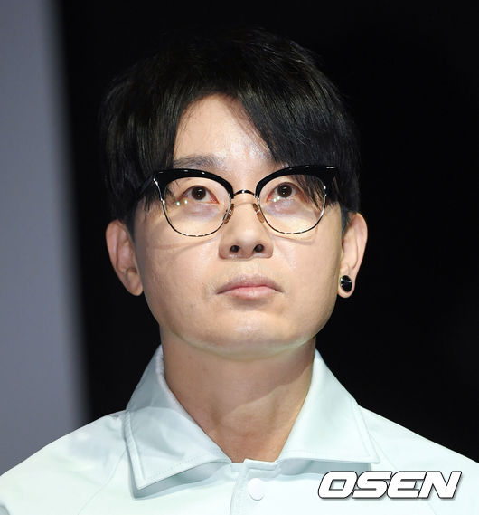 [OSEN=박재만 기자] 이승환 X CJ문화재단 공동 프로젝트 '인디음악 활성화' 기자간담회가 6일 오후 서울 마포구 신정동 CJ아지트에서 열렸다.가수 이승환이 인터뷰를 하고 있다. /pjmpp@osen.co.kr