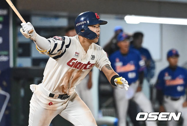 [OSEN=부산, 이석우 기자] 롯데 자이언츠 고승민 025 2024.08.27 / foto0307@osen.co.kr