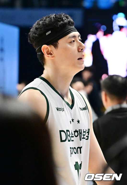 NO.1 종합 스포츠 전문 미디어, 스포탈코리아
