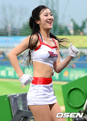 사진]치어리더 하나더,'화사한 미소' - OSEN