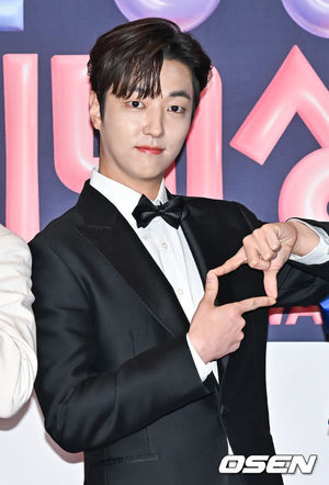 [단독] 이유진, 신민아X김영대 만난다..'손해 보기 싫어서' 출연 확정 (종합) - 뉴스 썸네일 이미지