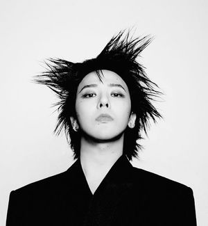 지드래곤, 11년 5개월 만에 정규 3집 앨범 '위버맨쉬'..앱 전용 앨범 ... - 뉴스 썸네일 이미지