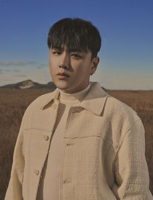 주호, 신곡 '러브스케치' 발매..데뷔 첫 밴드 사운드 [공식] - 뉴스 썸네일 이미지