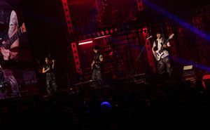 루시, 단독 콘서트 'LUCID LINE' 성료..폭발적 밴드 플레잉으로 홀렸다 - 뉴스 썸네일 이미지