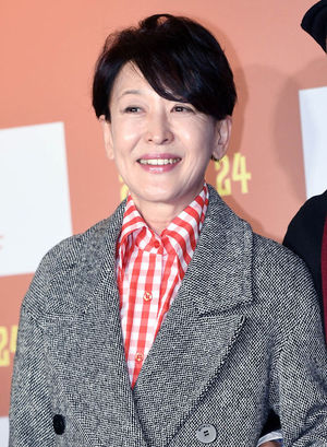 [공식] 「第一世代演劇スター」ユン・ソクファさん死去 死亡誤報混乱の中…享年69歳（総合）
