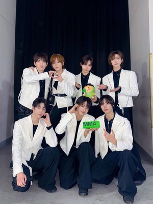 "대스타 되는 그날까지" 아이딧, 'MMA 2025'서 서 글로벌 라이징 아티스... - 뉴스 썸네일 이미지