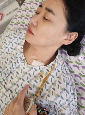 강래연, 갑상선암 수술 받았다.."정신 못차리게 너무 아파" - 뉴스 썸네일 이미지
