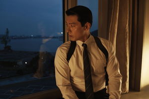 "현빈 다시 봤다"...'메이드 인 코리아' 시즌1 정주행 부른 엔딩 - 뉴스 썸네일 이미지