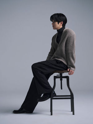 '37세' 최우식 "'비혼 주의'는 아니지만..결혼 생각 無" [인터뷰③] - 뉴스 썸네일 이미지