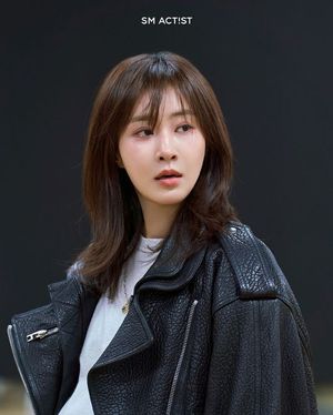 권유리, 눈빛에서도 열정 활활...'THE WASP' 연습 현장 공개 - 뉴스 썸네일 이미지