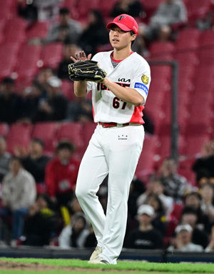 홍민규, 6회초 무실점 역투 이끌어