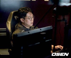 '바드' 풀어준 박준석 피어엑스 감독, "한 끗 차이로 져, 3-4R 노려보... - 뉴스 썸네일 이미지