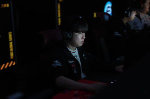 [PGS 5] 韓 T1, 파이널 스테이지 첫 날 1치킨 6위...DN 수퍼스 8위 - 뉴스 썸네일 이미지