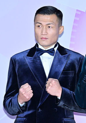 '정찬성 설립' ZFN, 일반인 목 졸라 기절시키고 "한숨 재워" 김중우 즉각 퇴출 '철퇴'