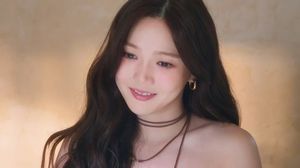 오마이걸 효정, 진짜 '나'를 찾는 첫걸음..환한 미소 - 뉴스 썸네일 이미지